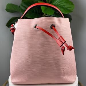 A132 💎✨Authentic Louis Vuitton Rose Valerine Epi Leather Noe Noe BB Bucket